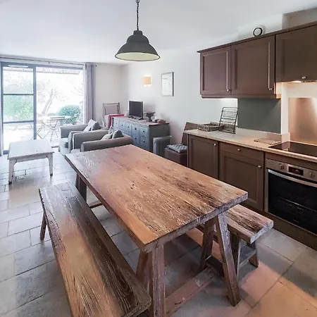 Holiday home Awesome Home In Stlaurent-De-La-Cabr With Wifi